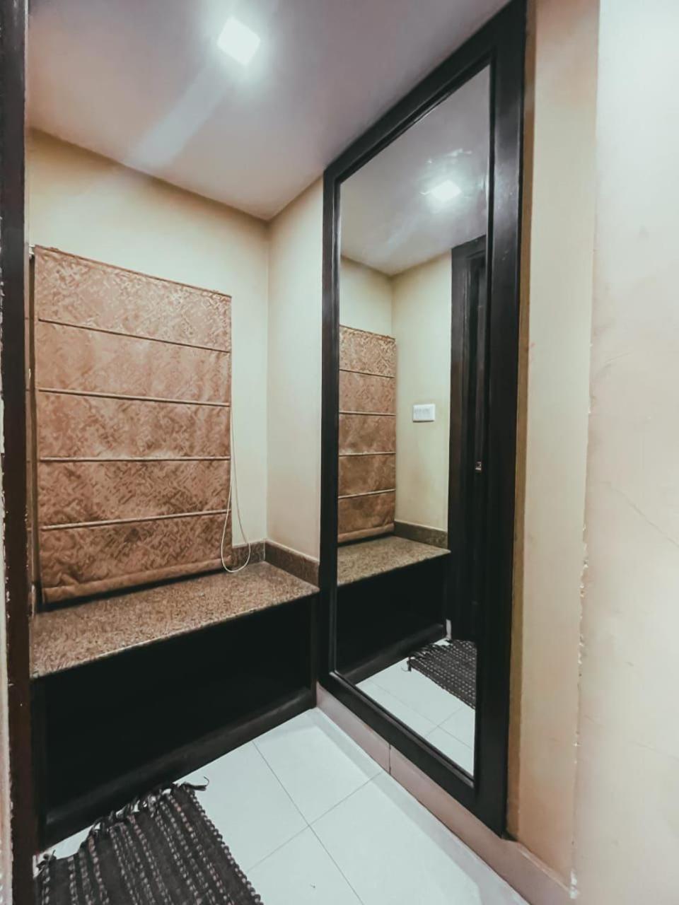 Hotel S L E Residency Βαρανάσι Εξωτερικό φωτογραφία