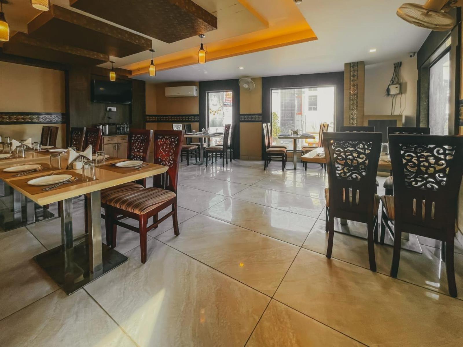 Hotel S L E Residency Βαρανάσι Εξωτερικό φωτογραφία