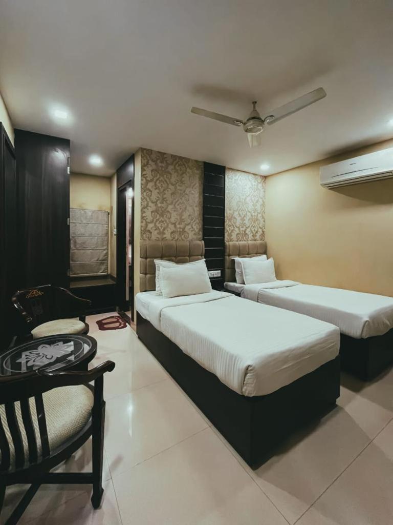 Hotel S L E Residency Βαρανάσι Εξωτερικό φωτογραφία