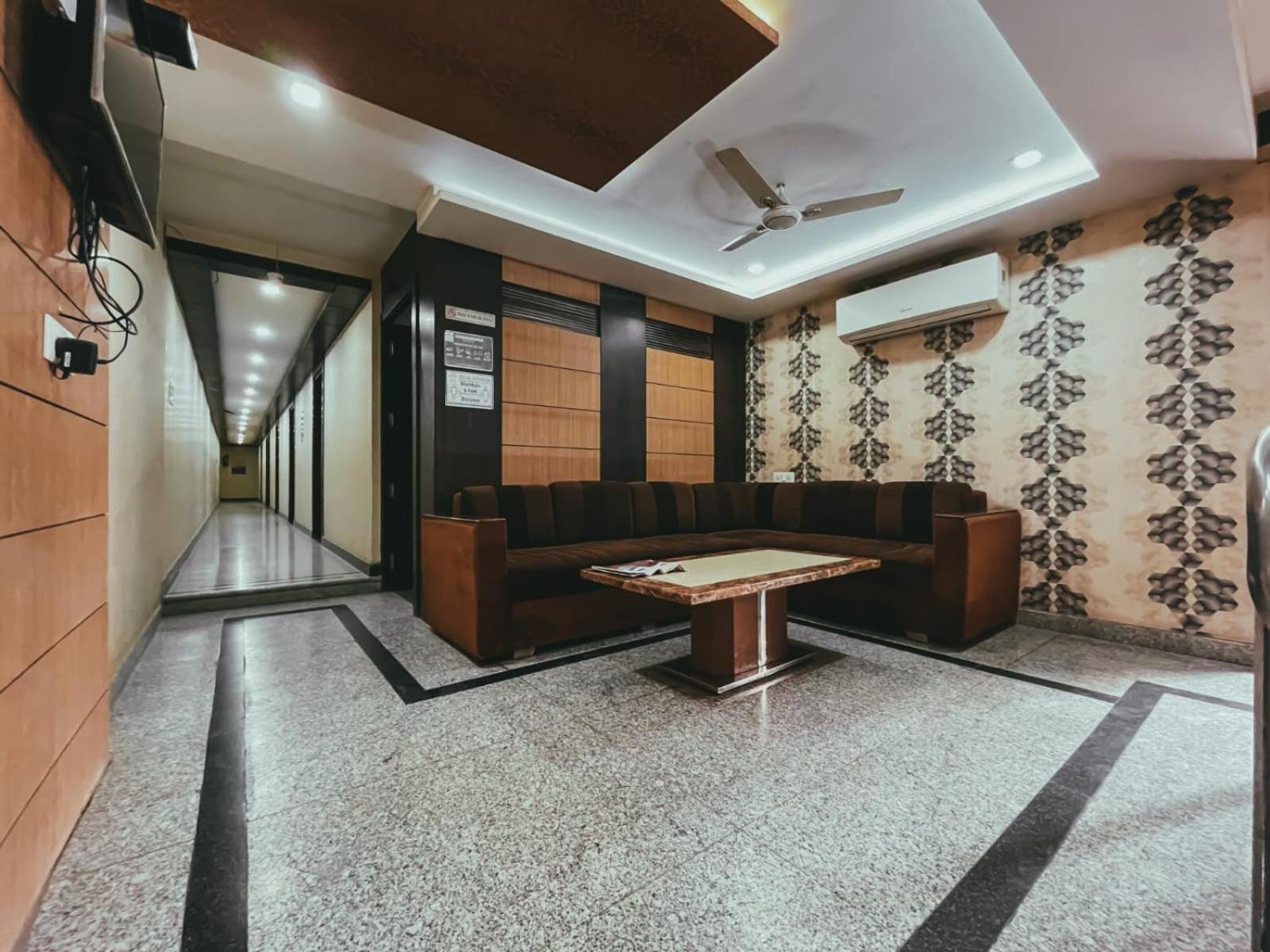 Hotel S L E Residency Βαρανάσι Εξωτερικό φωτογραφία