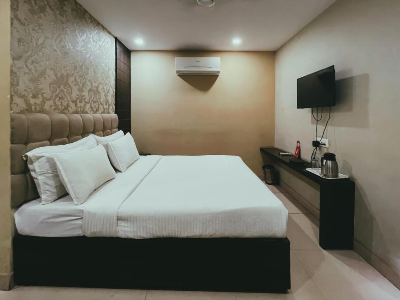 Hotel S L E Residency Βαρανάσι Εξωτερικό φωτογραφία