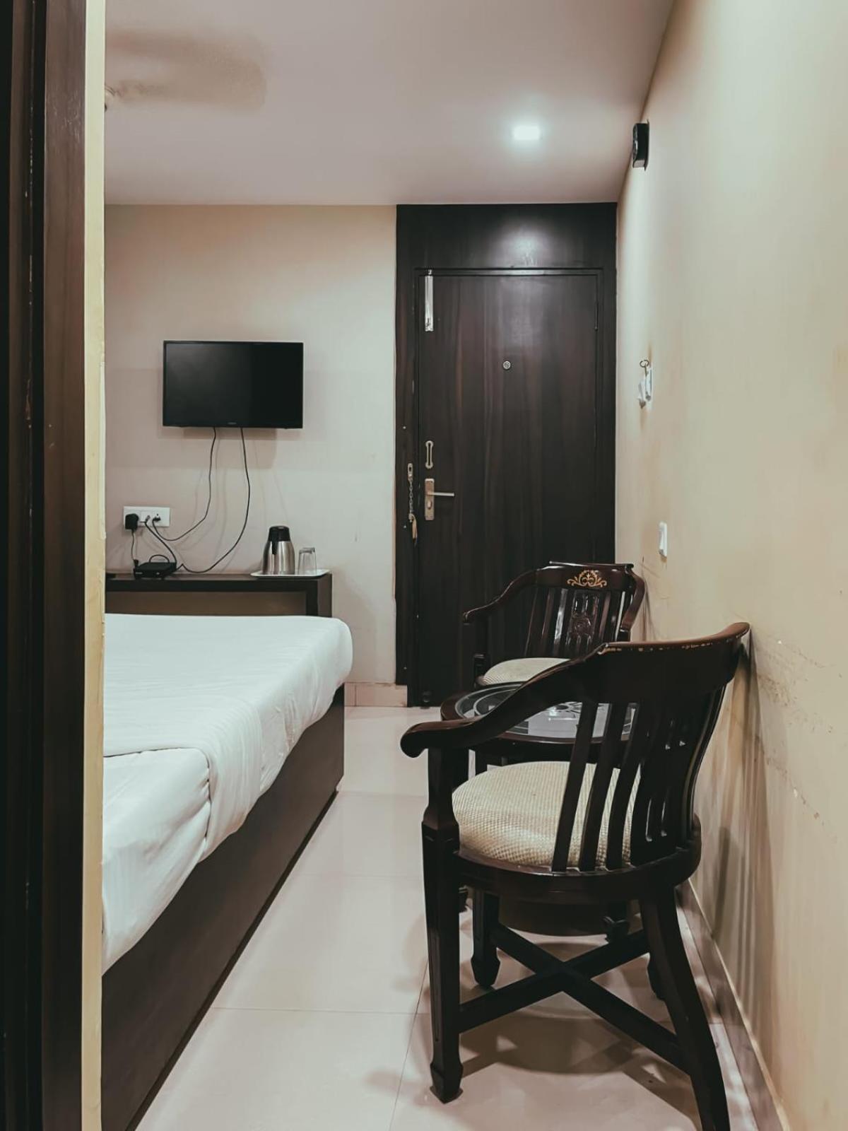 Hotel S L E Residency Βαρανάσι Εξωτερικό φωτογραφία