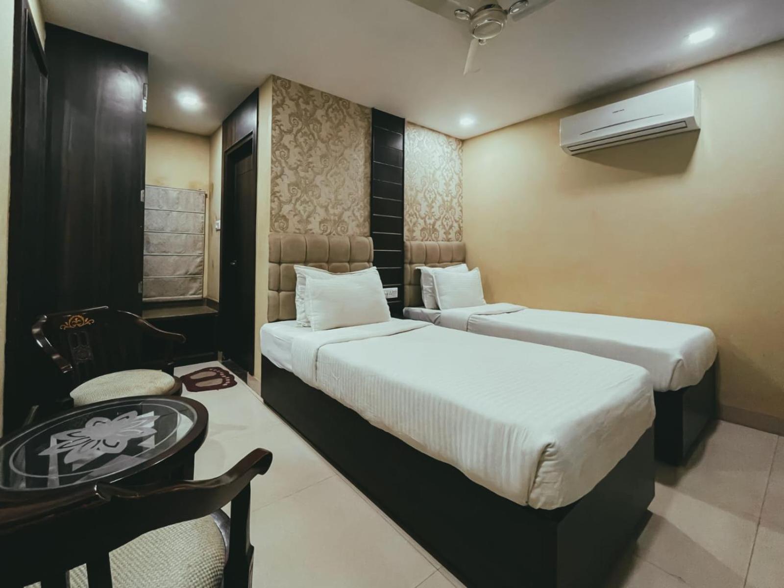 Hotel S L E Residency Βαρανάσι Εξωτερικό φωτογραφία
