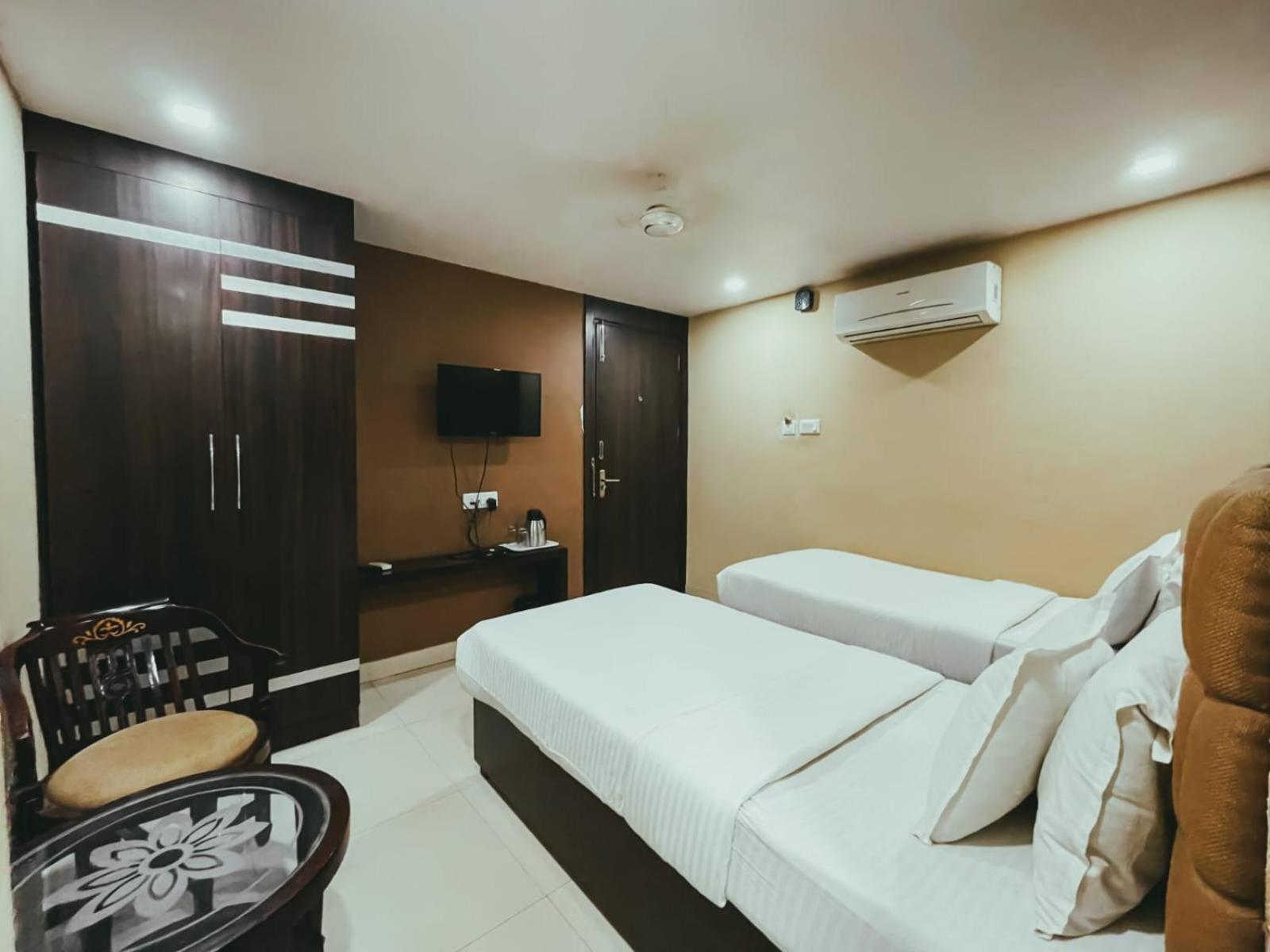 Hotel S L E Residency Βαρανάσι Εξωτερικό φωτογραφία